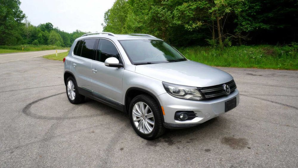 Volkswagen Tiguan      2016