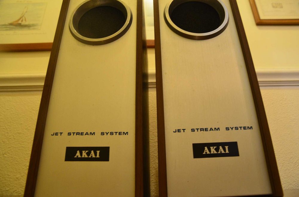 Colunas de Som Akai Jet Stream