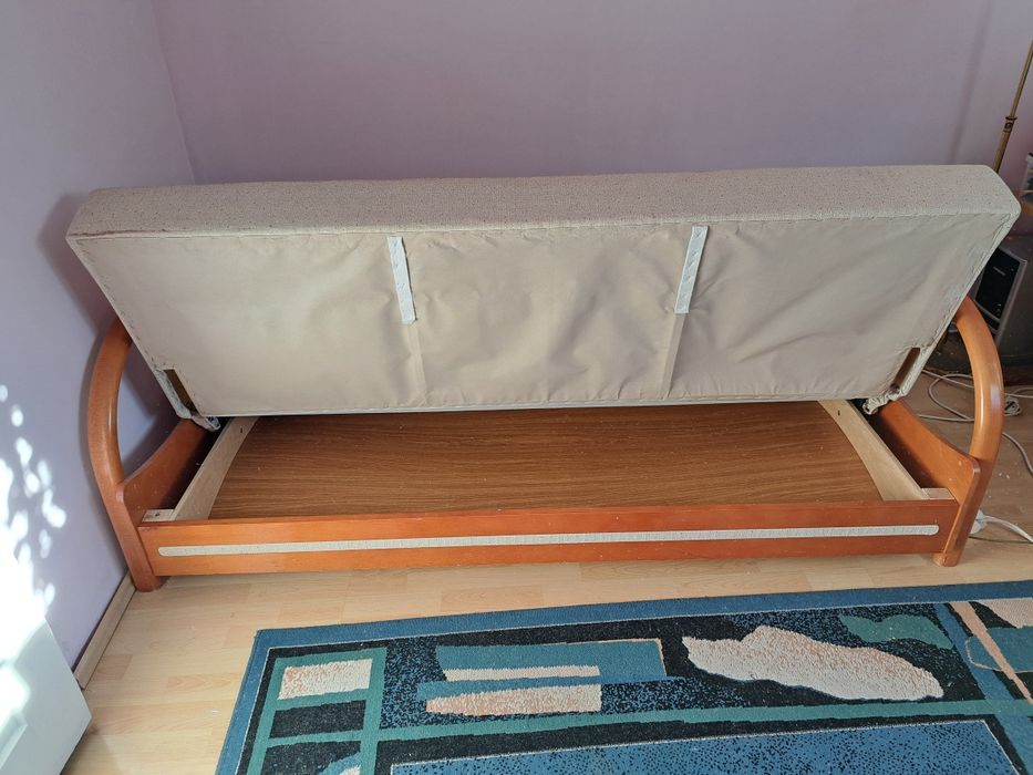 Sprzedam wersalkę rozķładaną