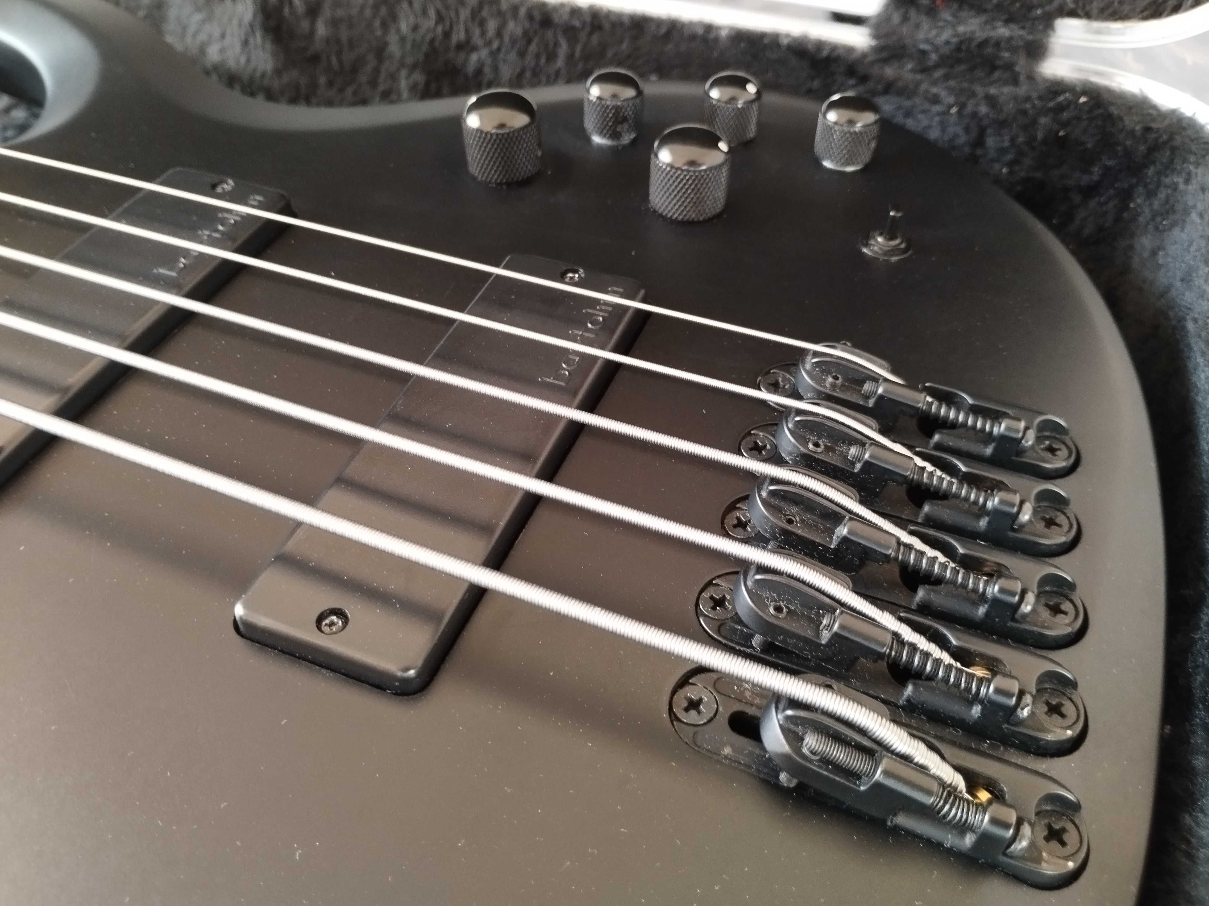 Gitara basowa Ibanez BTB625EX BKF