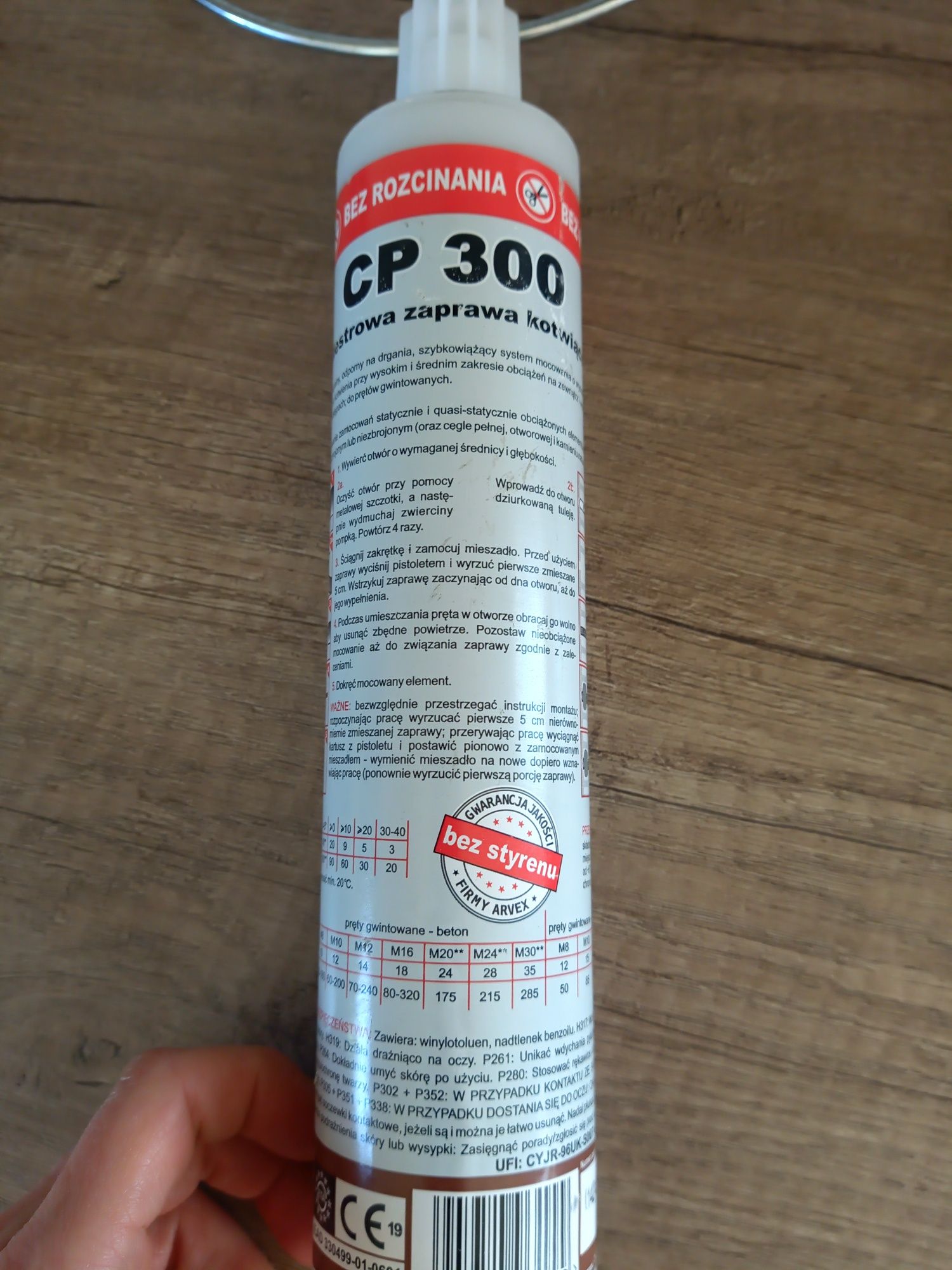 Kotwa zaprawa chemiczna poliestrowa ARVEX CP 300