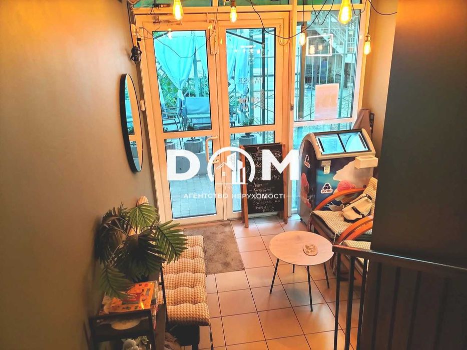 Здам кафе, бул. Миколи Міхновського, 14-16, метро Звіринецька. ЦЕНТР.