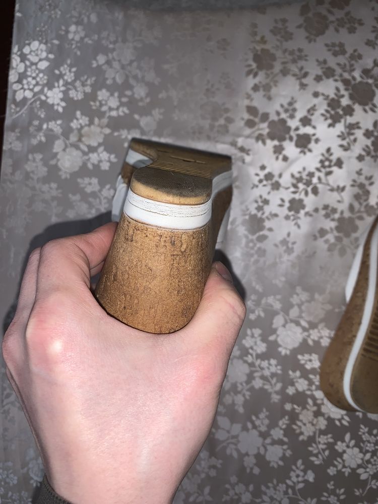 Шлепанцы женские из натуральной кожи
