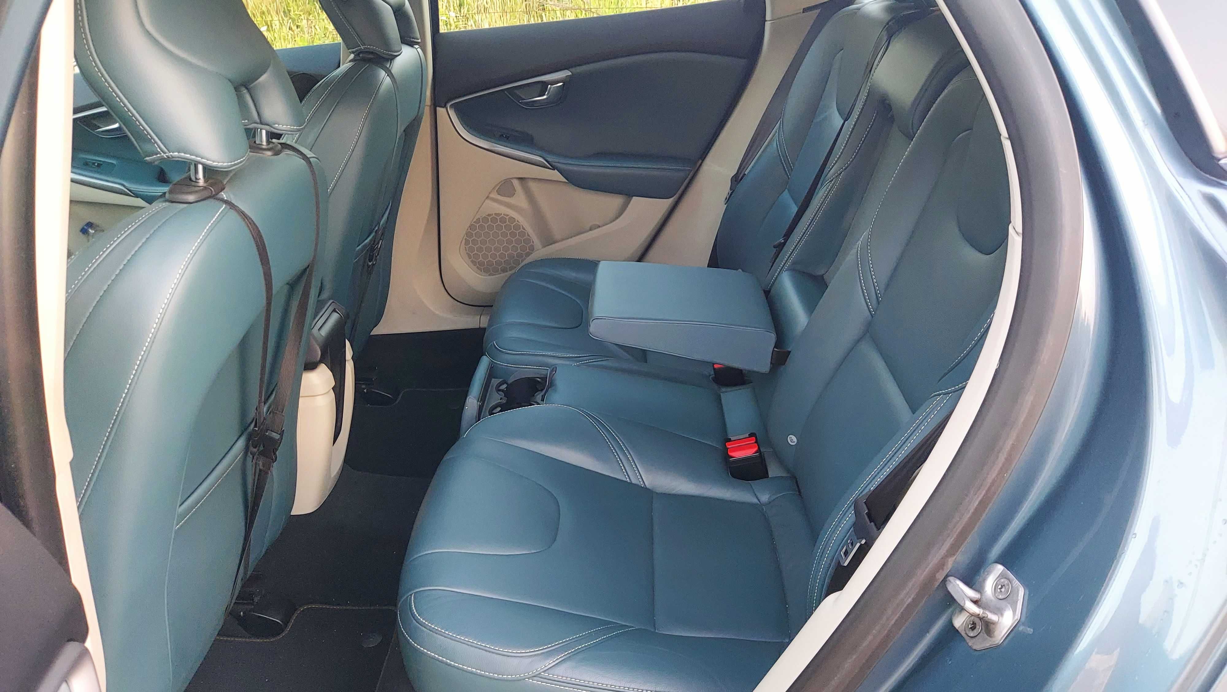Volvo V40 d2 190 mil