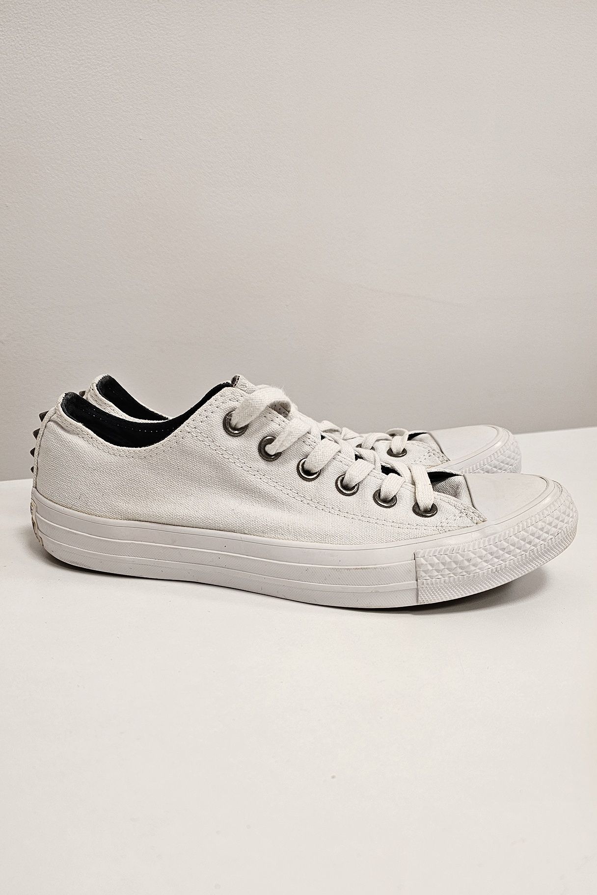 Trampki Converse z ćwiekami