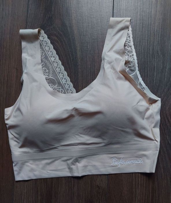 Сексуальна нижня білизня - бюсти, комплекти, пенюар, топи