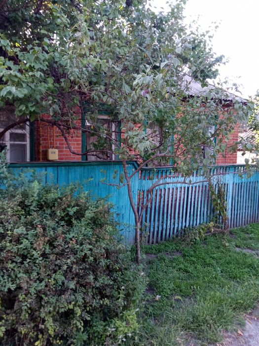 Продається будинок у м. Ізюмі