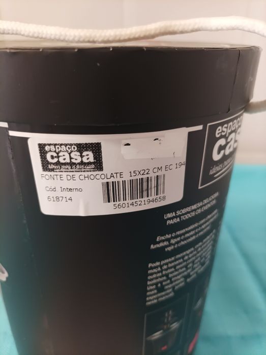 Fonte de chocolate eletrica, e nova.