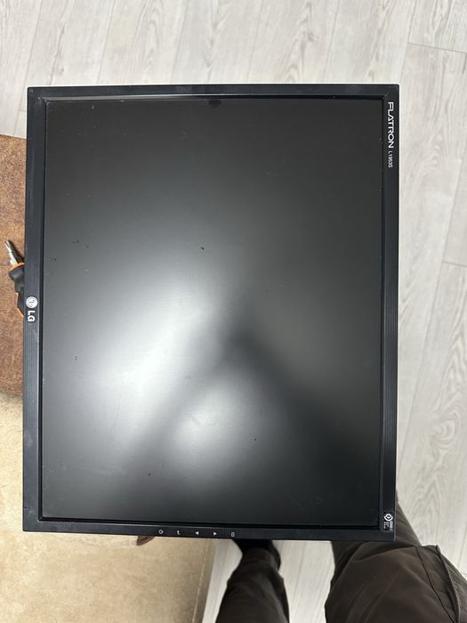 Монитор LG hd 21”