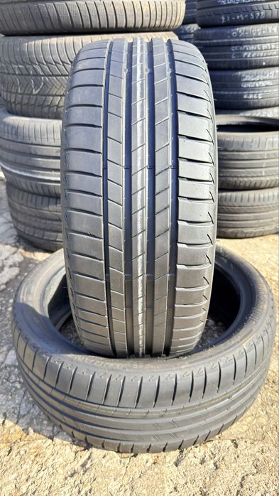 Pneus 225/40r19 Bridgestone Turanza T005 com 75% piso