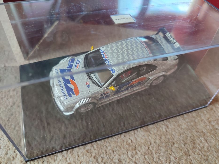 Mercedes CLK DTM, model w skali 1:43, AUTOart, nie używany, jak nowy