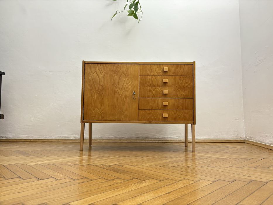 Rezerwacja Regał prl F. Jirak Czechosłowacja lata 60 tatra jitona