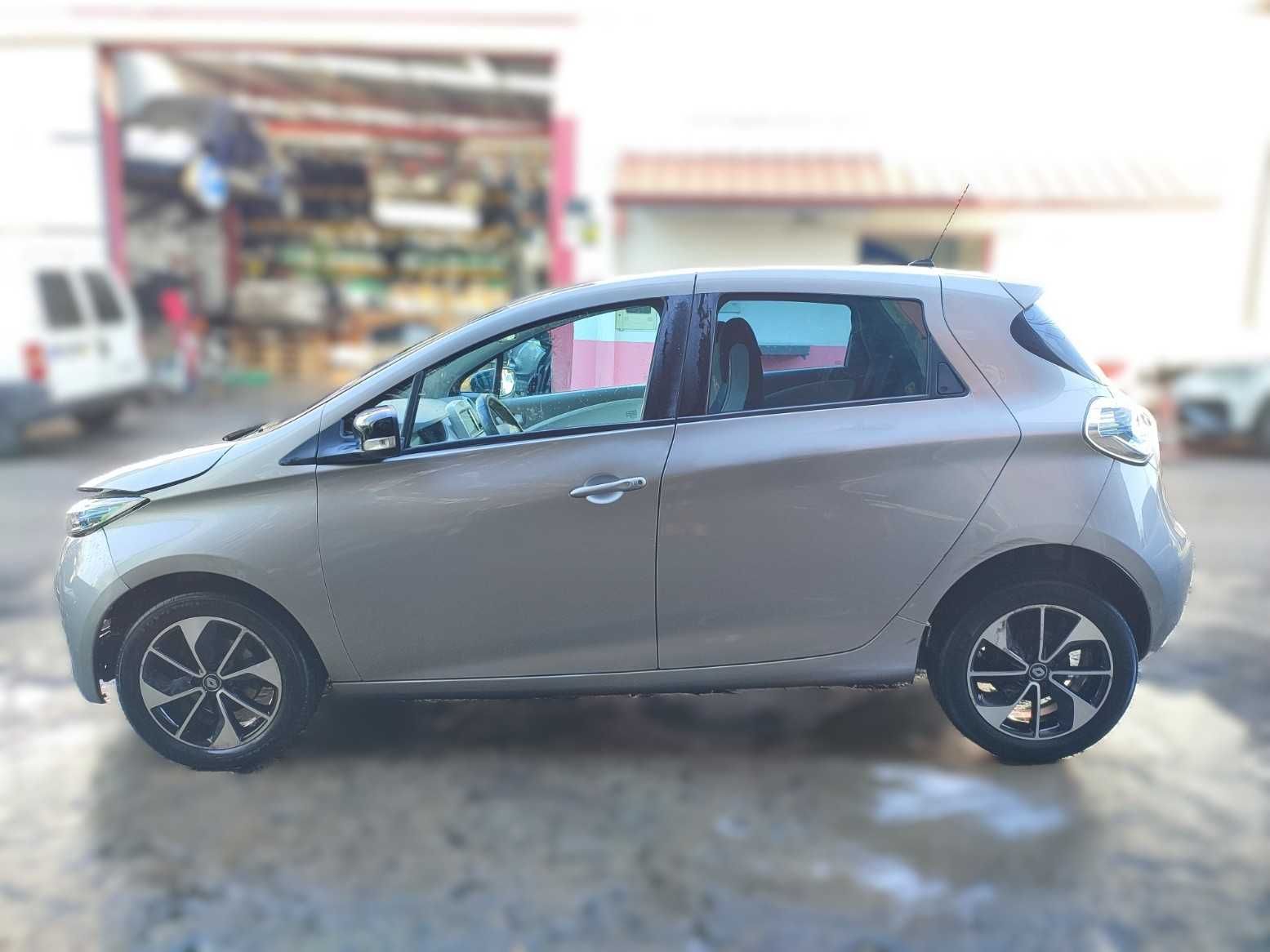 Renault ZOE Electric de 2014 REF Motor - 5AQ601 REF Cx - RA0001