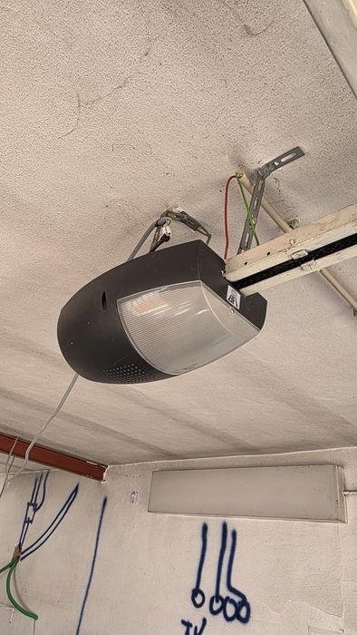 Portao Seccionado de Garagem + Motor