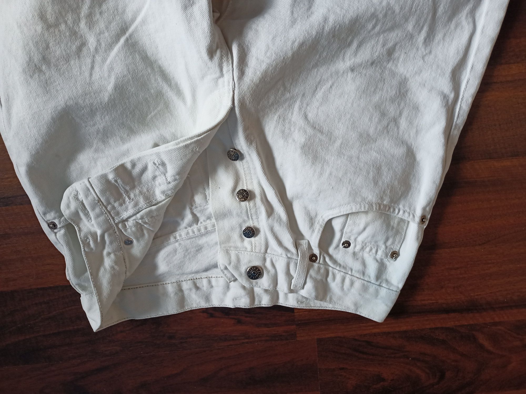 Duncan spodnie W 29 L 34 białe jeansy dżinsy jeans dżins biel lato