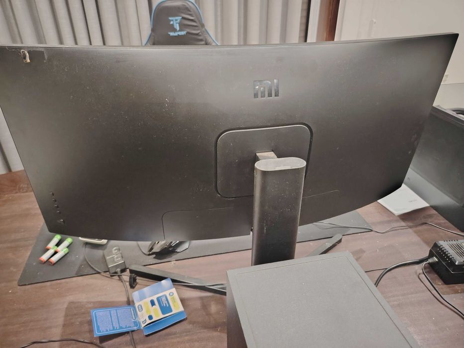 Monnitor gaming Xiaomi 34" curvo