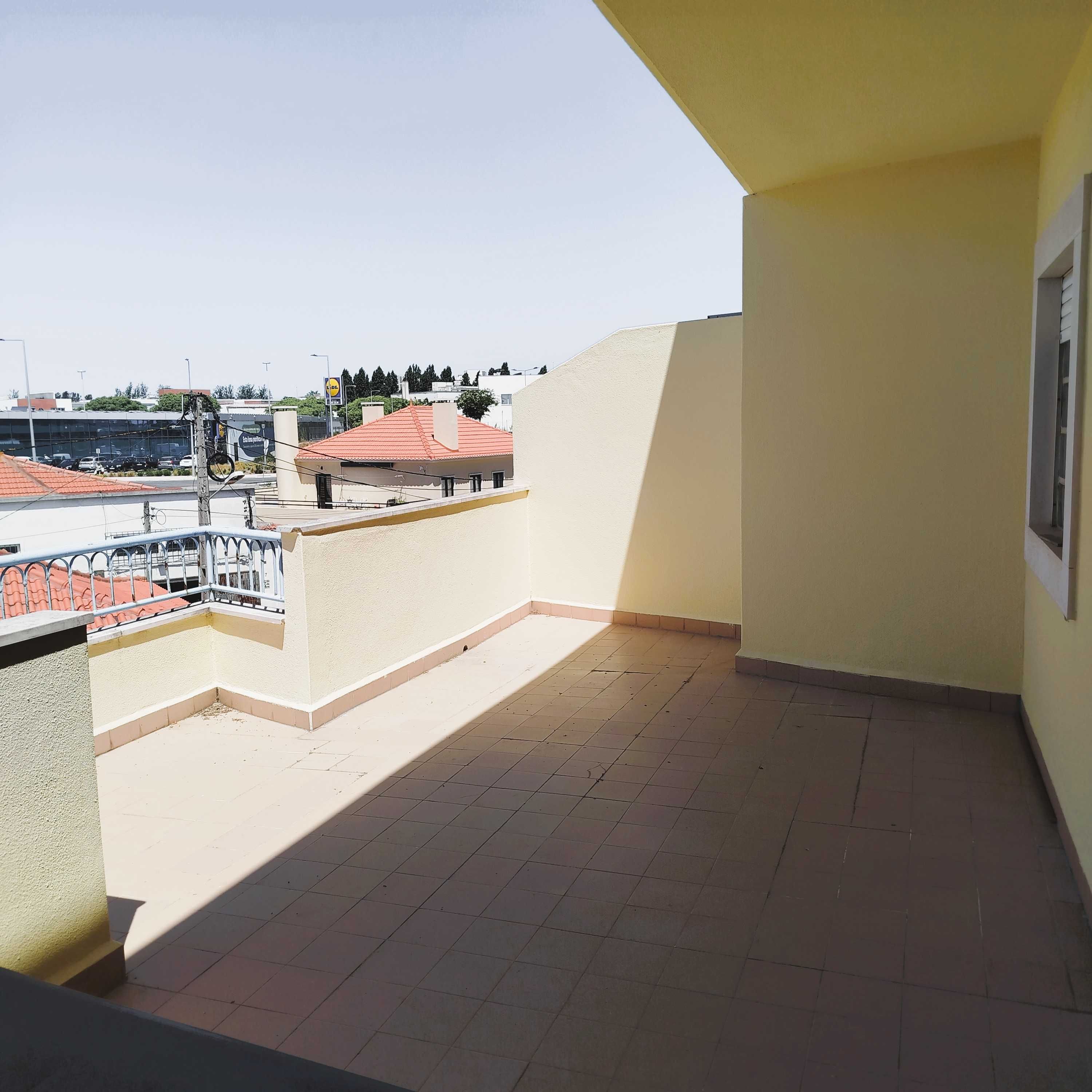 Quartos Para arrendar a Professores ou Professoras, Caparica.