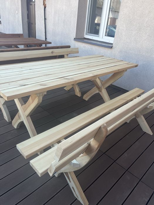 Budy dla psów, stoły ogrodowe, kurnik, dostępne od ręki!