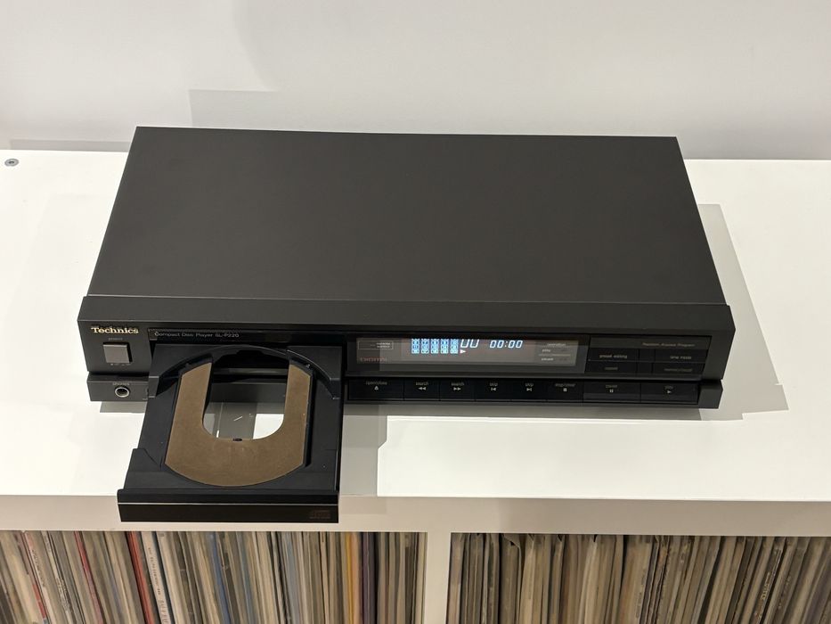 Technics SL-P220 w kartonie