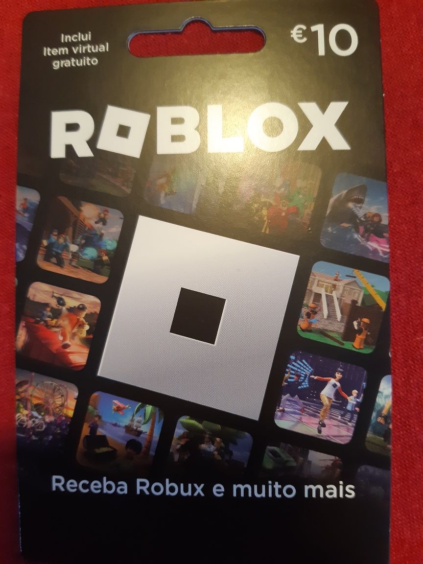 Cartão roblox com itens virtuais