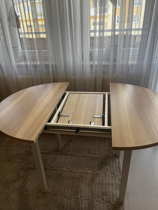 Stót rozktadany okrągły  ikea+ krzesła