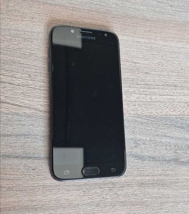Мобільний телефон Samsung Galaxy J5 (2017) SM-J530FM/DS