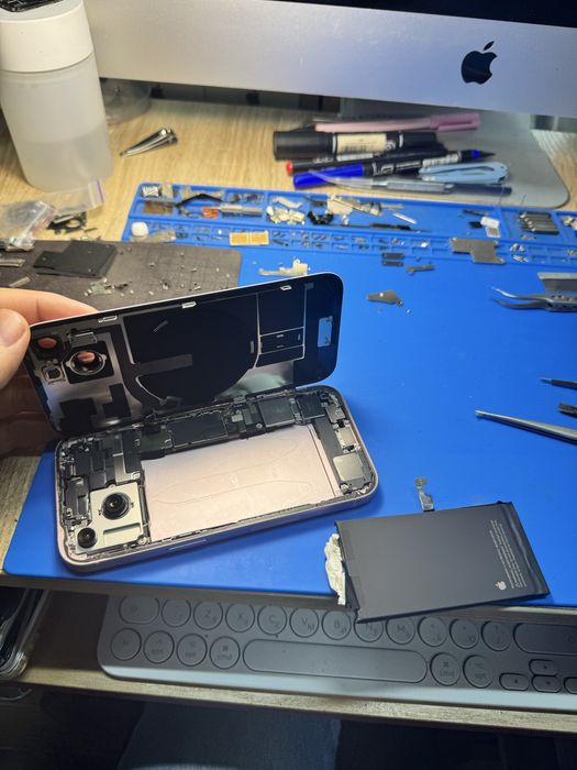 Замена Аккумулятор Айфон 12/12про iphone