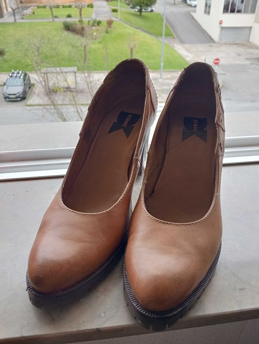 SAPATOS DKODE em pele castanho tamanho 39