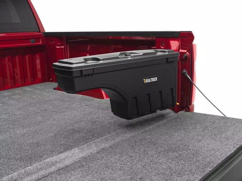 Undercover Swing Case skrzynka organizer na pakę Isuzu D-Max pasażer