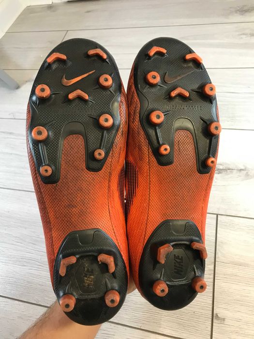 Buty korki Nike Superfly 6 Academy rozm. 43