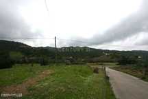 Terreno urbano na zona de Ribeira de Odelouca, freguesia São Barnabé.