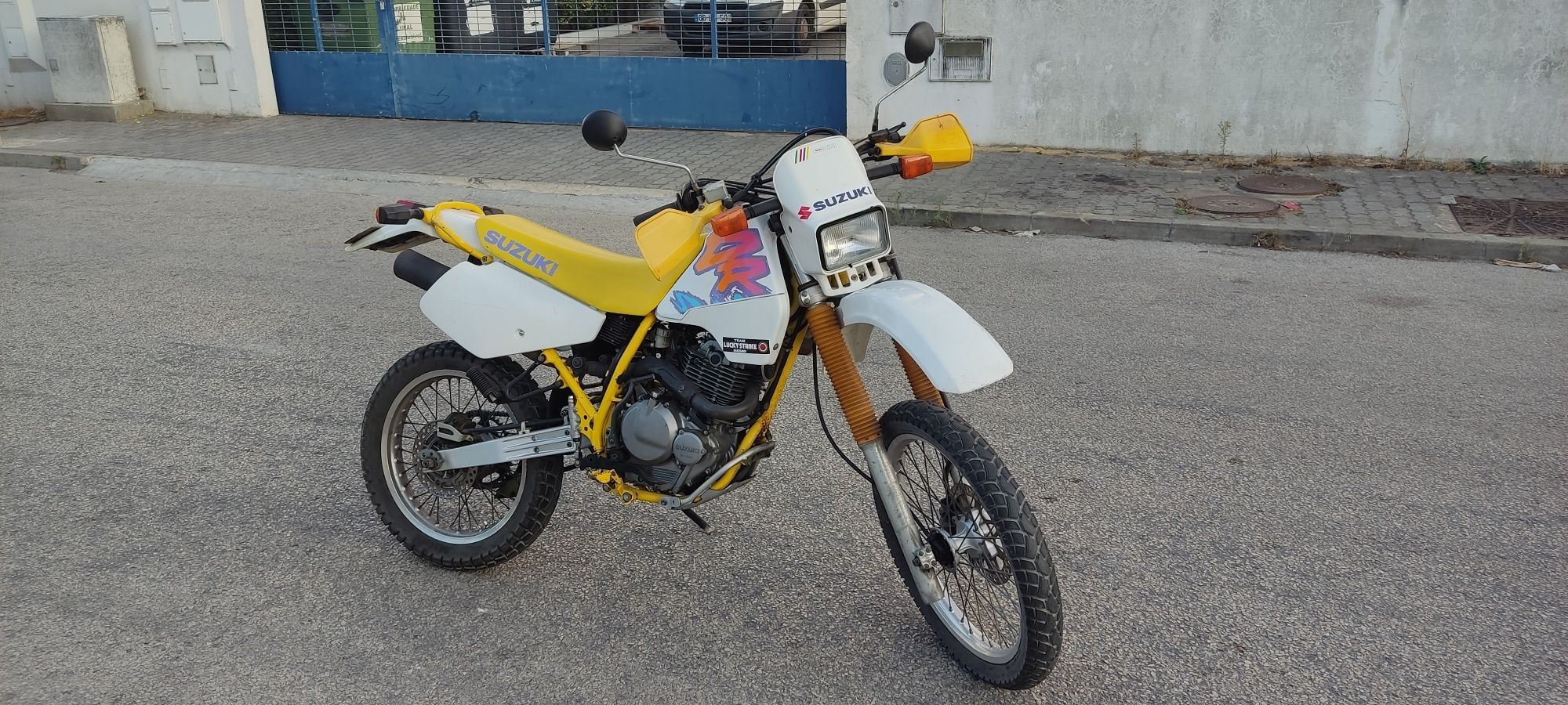 Suzuki DR 350 toda original