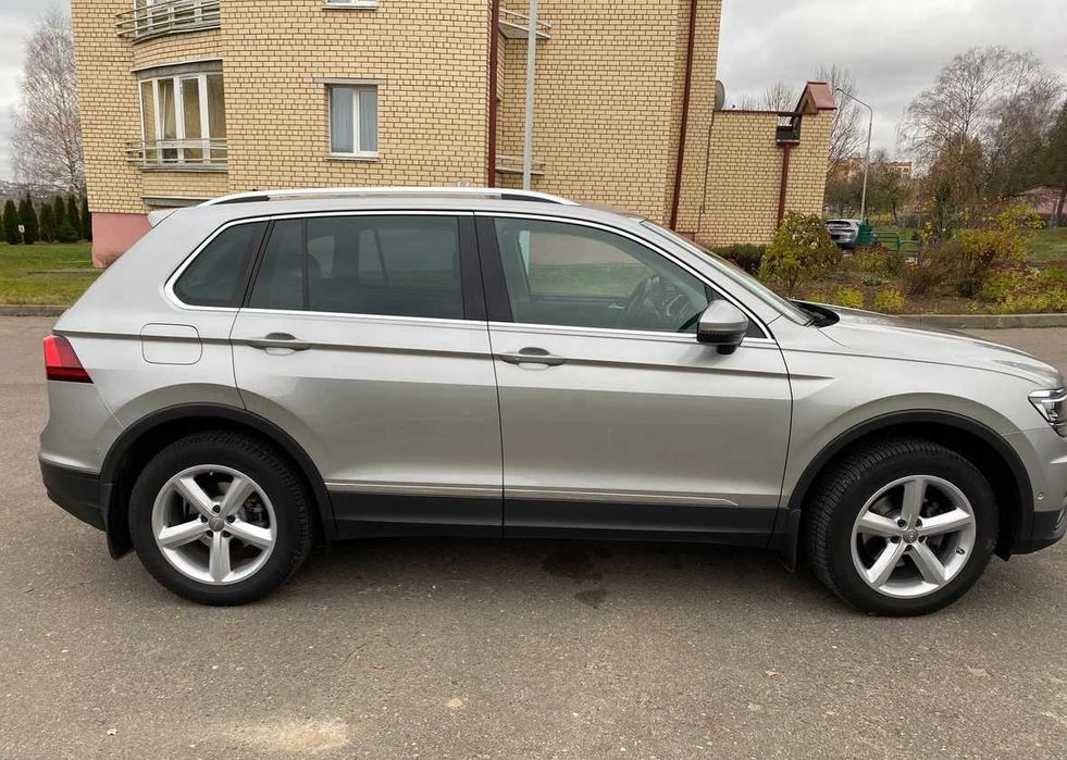 Volkswagen Tiguan II, 2019 року 2.0 Дизель AWD