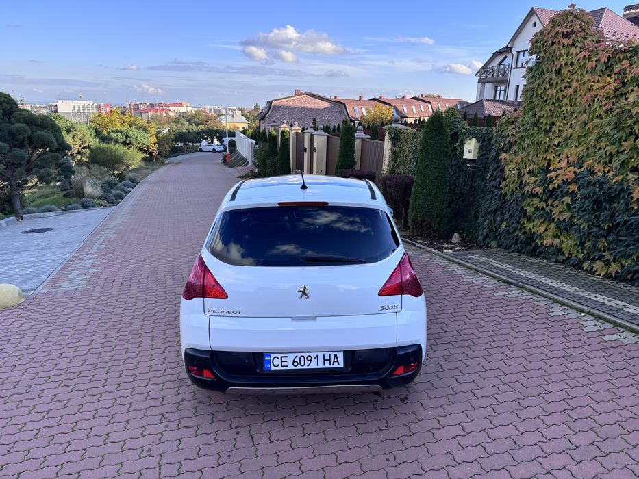 Peugeot 3008 2.0д. Автомат