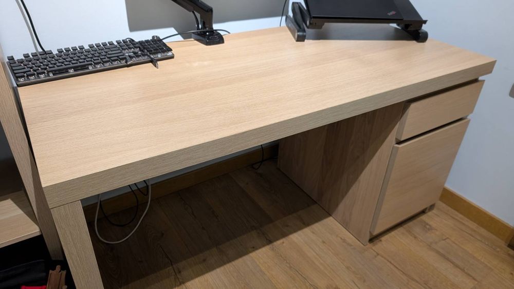 Biurko Ikea MALM