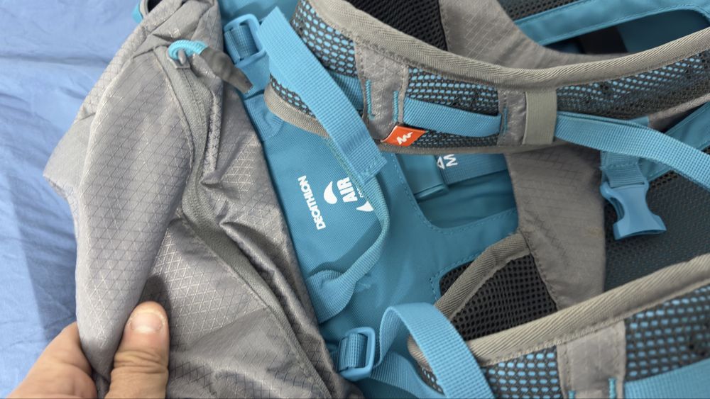 Mochila quechua 40L trilha, camping, viagem