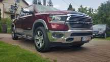 RAM 1500 2019 Laramie Ambiente 4x4