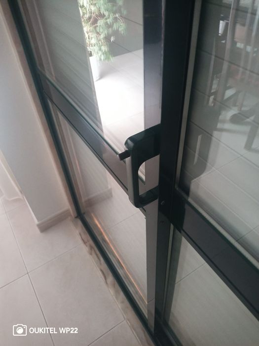 Janelas de aluminio vidro duplo de correr cor verde