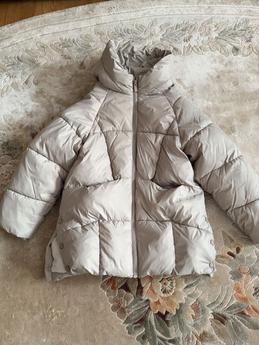 Зара куртка бежевая, демисезонная