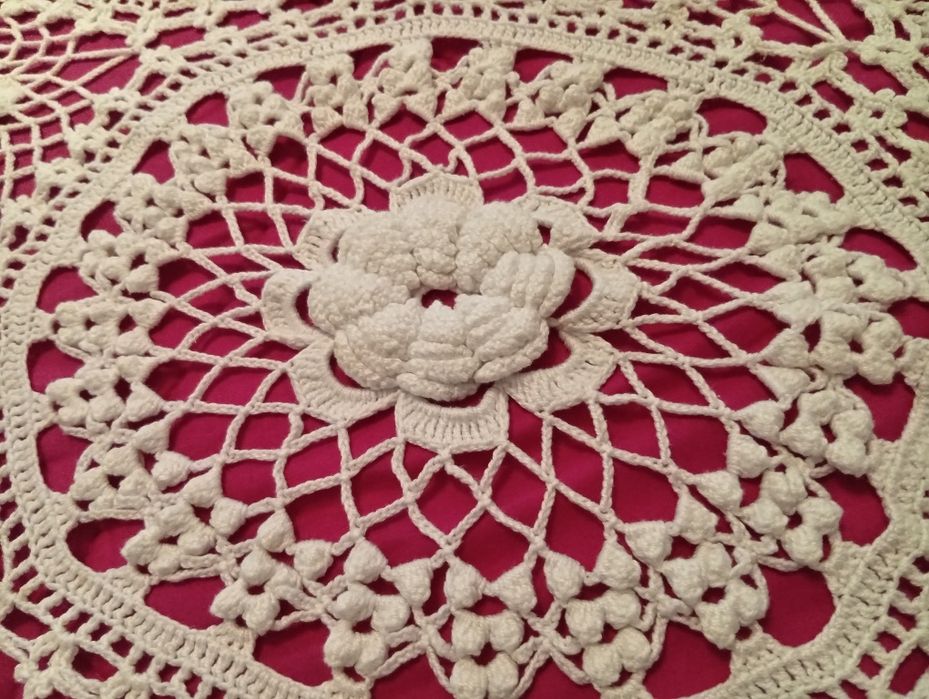 Colcha / Manta em Crochet / Branca *feita a mão*

Cor: Branca

Medidas