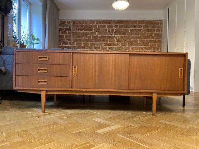 Piękna oryginalna Violetta lata 60