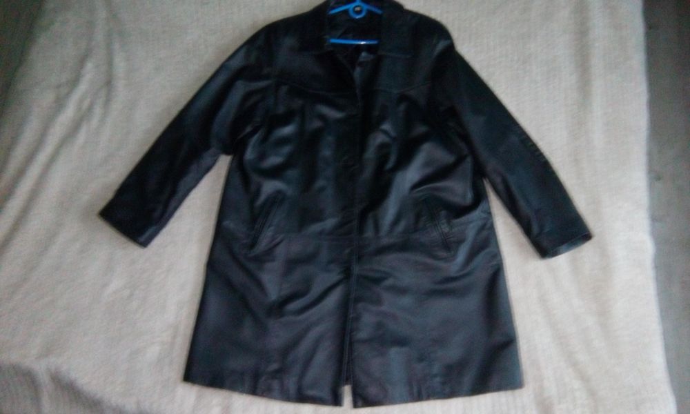 Płaszcz damski ze skóry