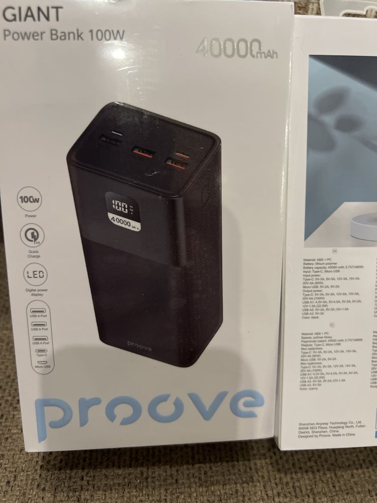 Білі та чорні Proove Power Bank для ноутбука та для телефона 100 ват