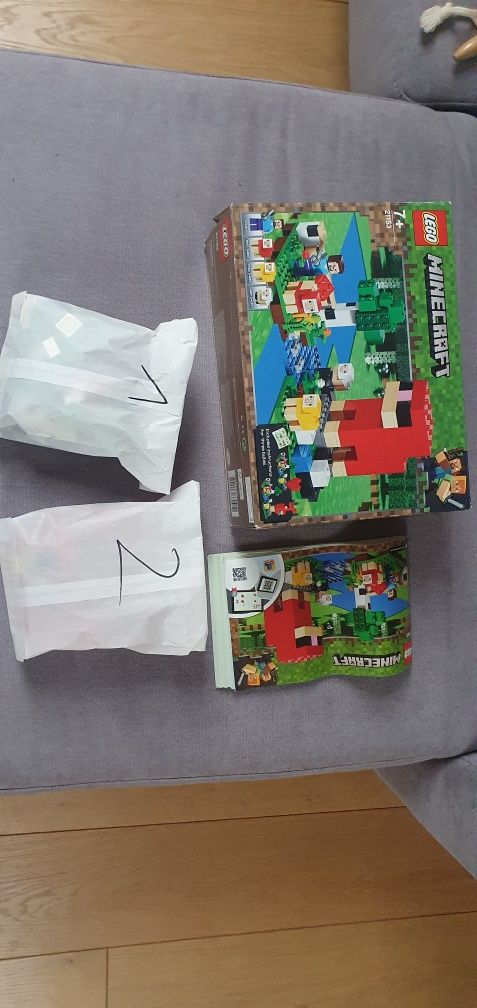 Lego minecraft farma owiec