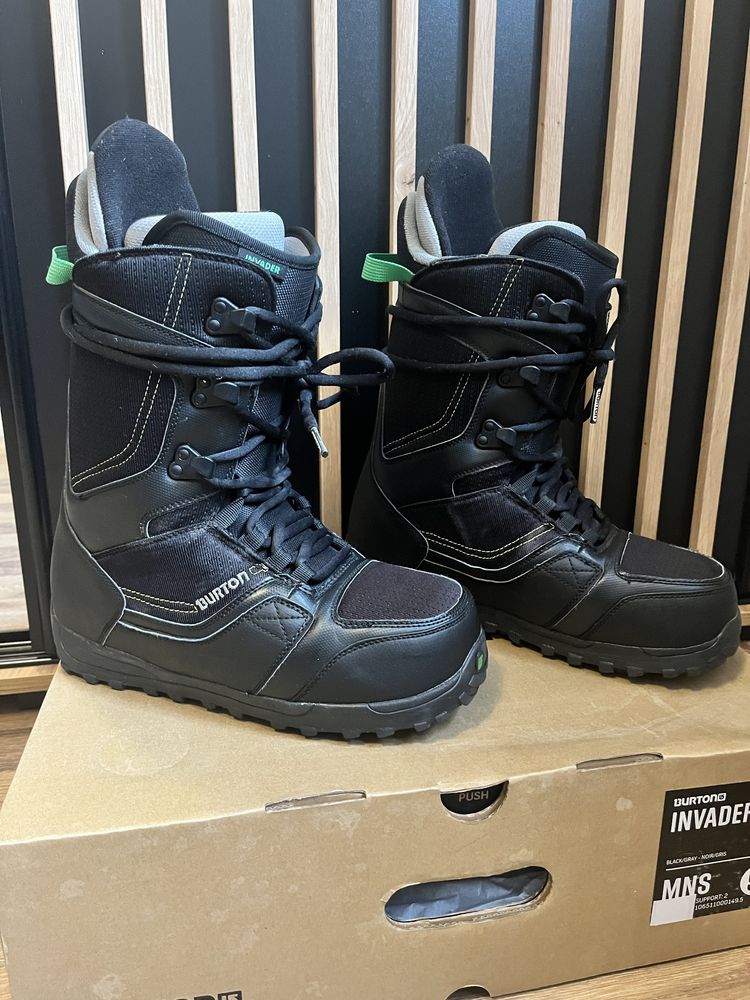 Buty snowboardowe Burton. Rozm 42.5. Wkł.  26 cm. Jak nowe.
