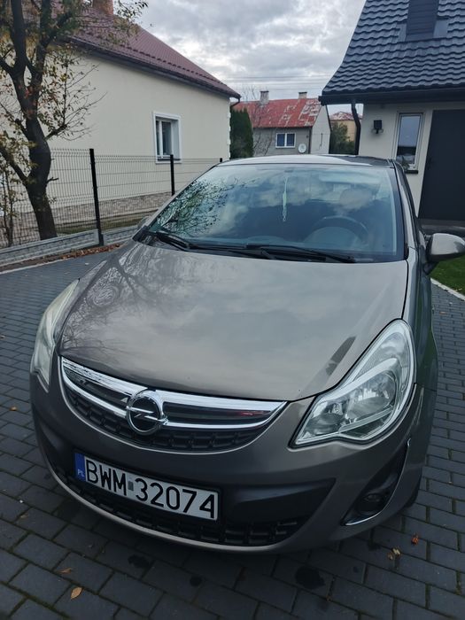 Opel Corsa D Niski Przebieg