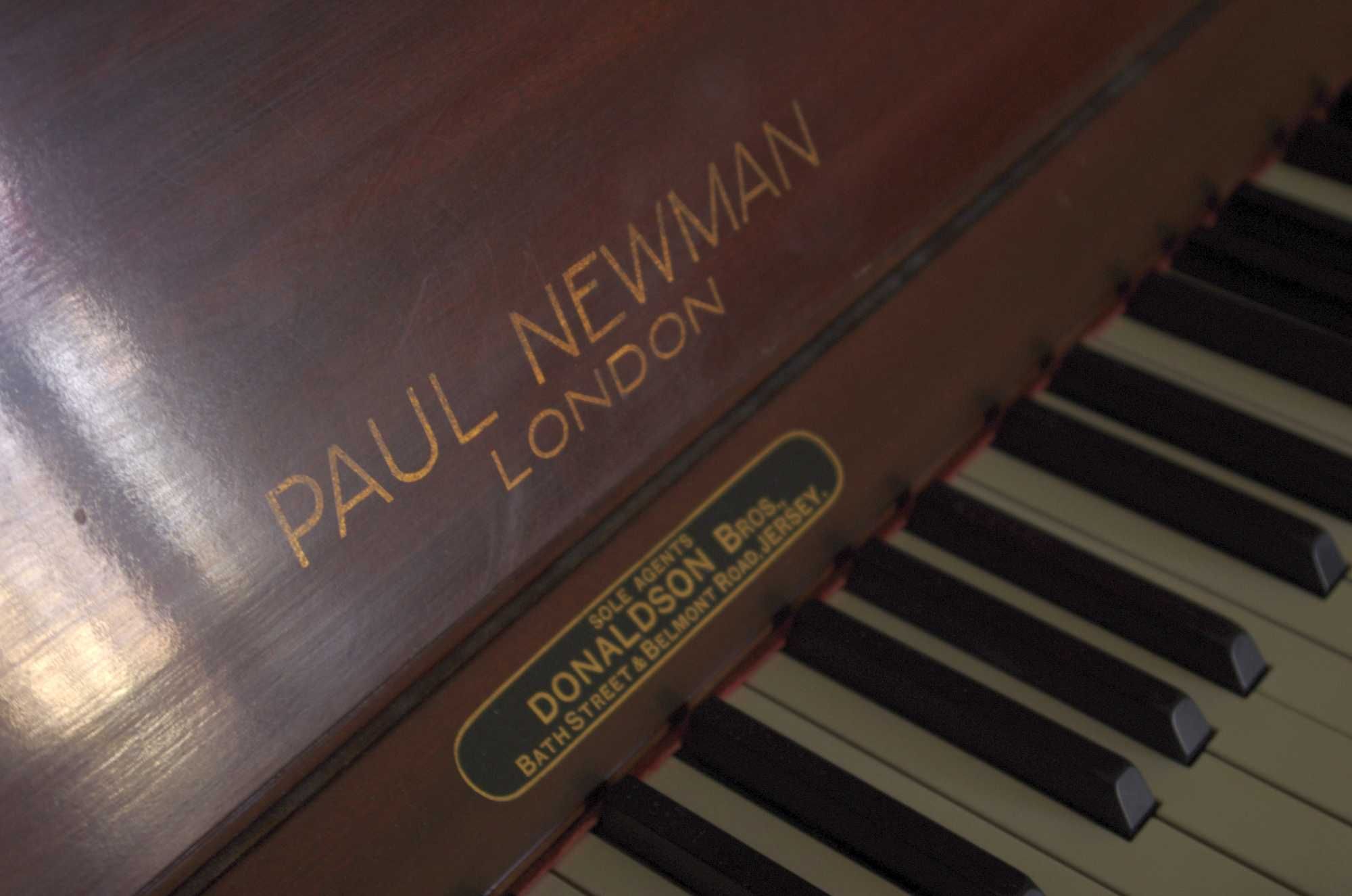 pianino angielskie Paul Newman London