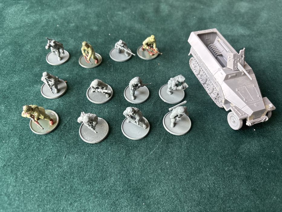 Bolt Action: 12 niemieckich grenadierów + Sd.Kfz 251/1