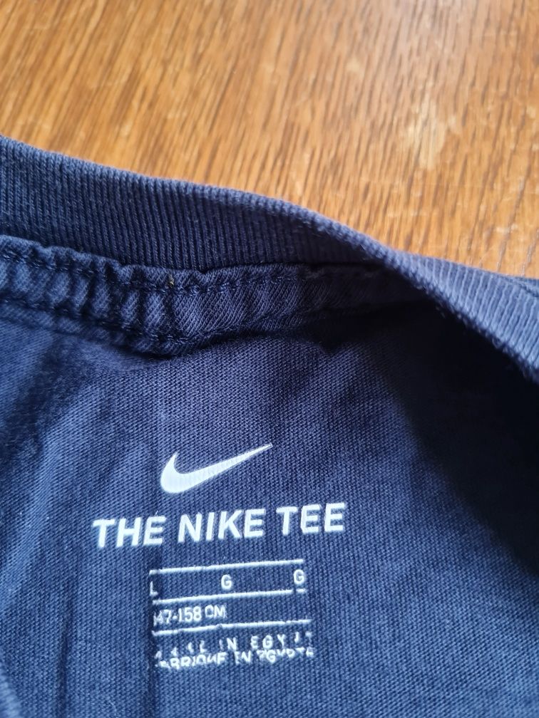 T-shirt  Nike w idealnym stanie