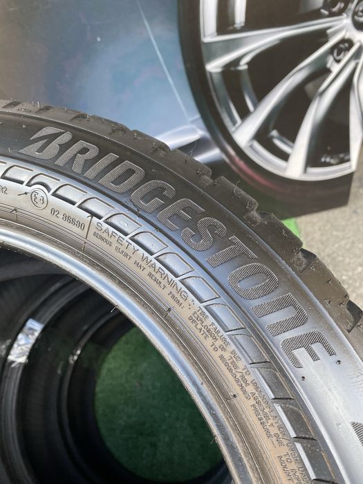 225/50 R17 Bridgestone DriveGuardWinter комплект шин зимних.